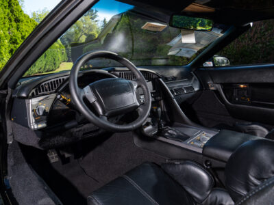 58-Mile 1990 Chevrolet Corvette ZR1 Photo Gallery — Photo 171