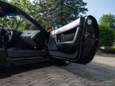 58-Mile 1990 Chevrolet Corvette ZR1 Photo Gallery — Photo 190