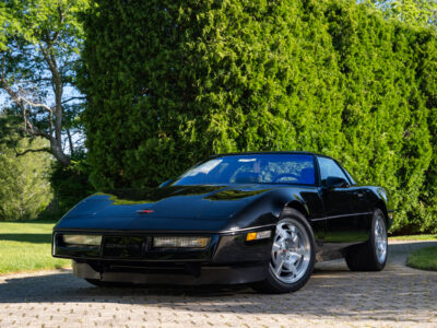 58-Mile 1990 Chevrolet Corvette ZR1 Photo Gallery — Photo 23