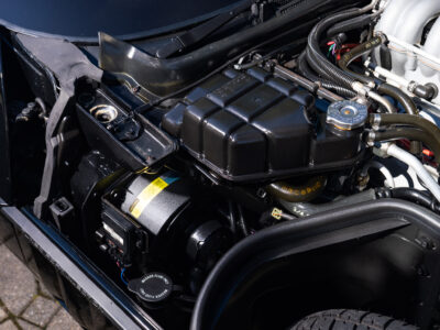 58-Mile 1990 Chevrolet Corvette ZR1 Photo Gallery — Photo 274