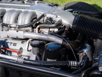 58-Mile 1990 Chevrolet Corvette ZR1 Photo Gallery — Photo 281