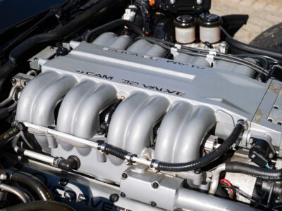 58-Mile 1990 Chevrolet Corvette ZR1 Photo Gallery — Photo 283