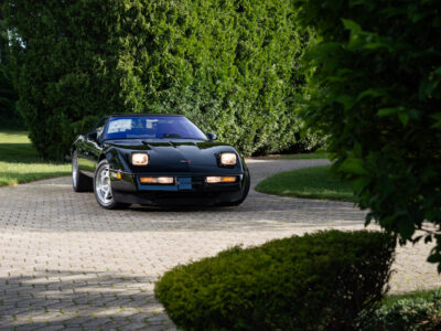 58-Mile 1990 Chevrolet Corvette ZR1 Photo Gallery — Photo 3