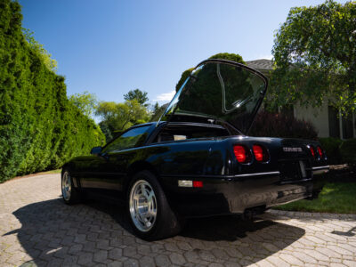 58-Mile 1990 Chevrolet Corvette ZR1 Photo Gallery — Photo 293