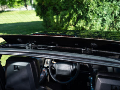 58-Mile 1990 Chevrolet Corvette ZR1 Photo Gallery — Photo 300