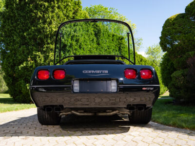 58-Mile 1990 Chevrolet Corvette ZR1 Photo Gallery — Photo 304