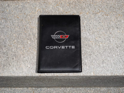 58-Mile 1990 Chevrolet Corvette ZR1 Photo Gallery — Photo 334