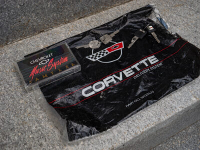 58-Mile 1990 Chevrolet Corvette ZR1 Photo Gallery — Photo 336