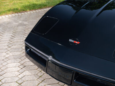 58-Mile 1990 Chevrolet Corvette ZR1 Photo Gallery — Photo 48