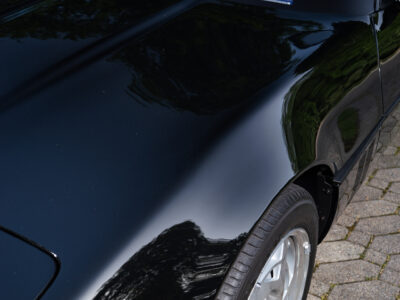 58-Mile 1990 Chevrolet Corvette ZR1 Photo Gallery — Photo 61