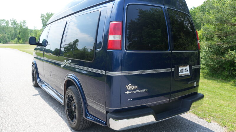 35K-Mile 2003 Chevrolet Express 1500 Conversion Van AWD Southern Comfort Package