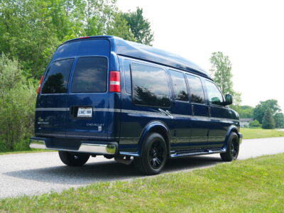 35K-Mile 2003 Chevrolet Express 1500 Conversion Van AWD Southern Comfort Package Photo Gallery — Photo 22