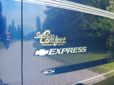 35K-Mile 2003 Chevrolet Express 1500 Conversion Van AWD Southern Comfort Package Photo Gallery — Photo 32