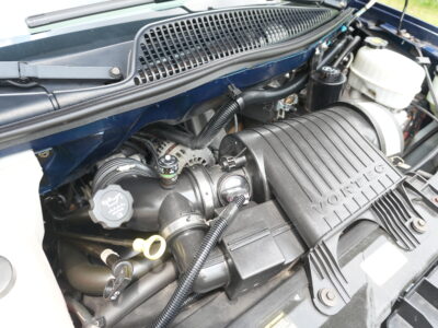 35K-Mile 2003 Chevrolet Express 1500 Conversion Van AWD Southern Comfort Package Photo Gallery — Photo 137