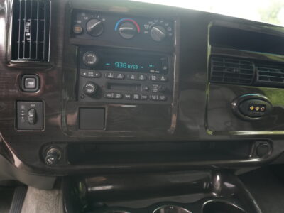 35K-Mile 2003 Chevrolet Express 1500 Conversion Van AWD Southern Comfort Package Photo Gallery — Photo 52