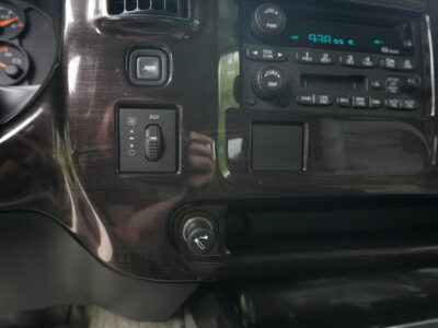 35K-Mile 2003 Chevrolet Express 1500 Conversion Van AWD Southern Comfort Package Photo Gallery — Photo 55