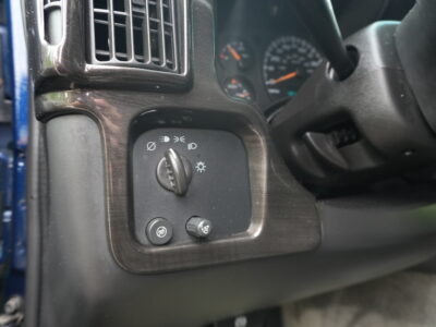 35K-Mile 2003 Chevrolet Express 1500 Conversion Van AWD Southern Comfort Package Photo Gallery — Photo 57