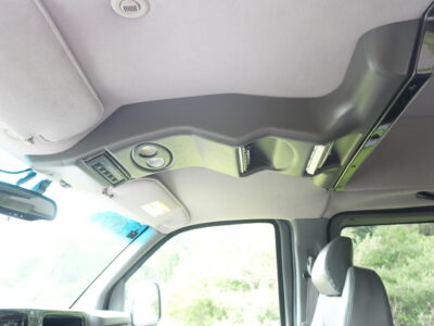 35K-Mile 2003 Chevrolet Express 1500 Conversion Van AWD Southern Comfort Package Photo Gallery — Photo 58