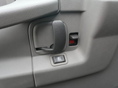 35K-Mile 2003 Chevrolet Express 1500 Conversion Van AWD Southern Comfort Package Photo Gallery — Photo 77