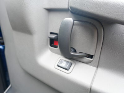 35K-Mile 2003 Chevrolet Express 1500 Conversion Van AWD Southern Comfort Package Photo Gallery — Photo 83