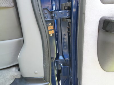 35K-Mile 2003 Chevrolet Express 1500 Conversion Van AWD Southern Comfort Package Photo Gallery — Photo 99