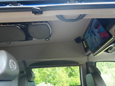 35K-Mile 2003 Chevrolet Express 1500 Conversion Van AWD Southern Comfort Package Photo Gallery — Photo 100