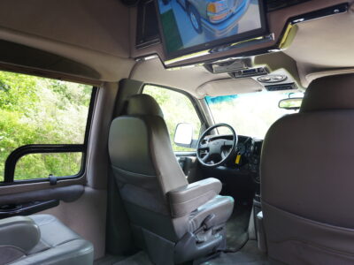35K-Mile 2003 Chevrolet Express 1500 Conversion Van AWD Southern Comfort Package Photo Gallery — Photo 106