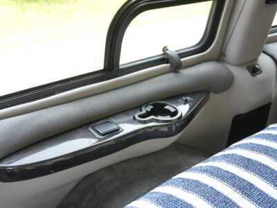 35K-Mile 2003 Chevrolet Express 1500 Conversion Van AWD Southern Comfort Package Photo Gallery — Photo 108