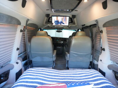 35K-Mile 2003 Chevrolet Express 1500 Conversion Van AWD Southern Comfort Package Photo Gallery — Photo 114