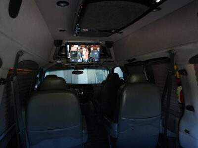 35K-Mile 2003 Chevrolet Express 1500 Conversion Van AWD Southern Comfort Package Photo Gallery — Photo 122