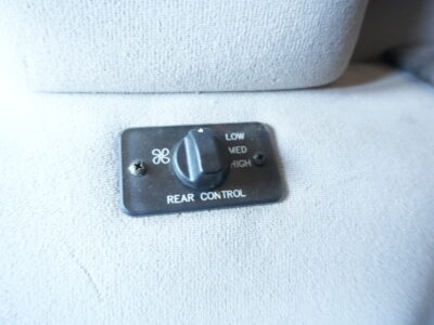 35K-Mile 2003 Chevrolet Express 1500 Conversion Van AWD Southern Comfort Package Photo Gallery — Photo 127