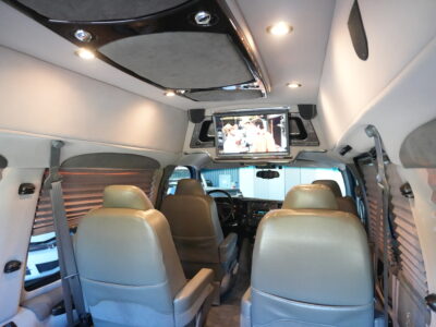 35K-Mile 2003 Chevrolet Express 1500 Conversion Van AWD Southern Comfort Package Photo Gallery — Photo 111