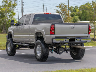 9K-Mile 2007 Chevrolet Silverado 2500HD Extended Cab 4X4 LT 6.6L LBZ Duramax Diesel Photo Gallery — Photo 2