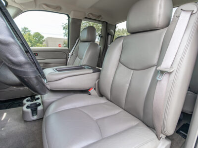 9K-Mile 2007 Chevrolet Silverado 2500HD Extended Cab 4X4 LT 6.6L LBZ Duramax Diesel Photo Gallery — Photo 57