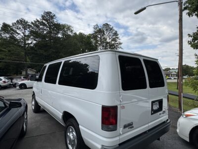 5K-Mile 2011 Ford E150 XL Club Wagon 8 Passenger Photo Gallery — Photo 104