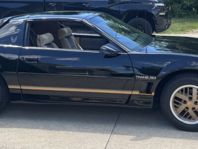 62K-Mile 1985 Pontiac Trans Am Photo Gallery — Photo 89