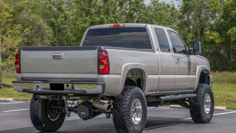 9K-Mile 2007 Chevrolet Silverado 2500HD Extended Cab 4X4 LT 6.6L LBZ Duramax Diesel