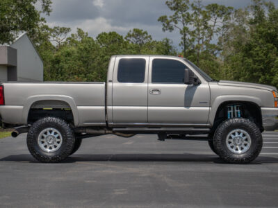 9K-Mile 2007 Chevrolet Silverado 2500HD Extended Cab 4X4 LT 6.6L LBZ Duramax Diesel Photo Gallery — Photo 5