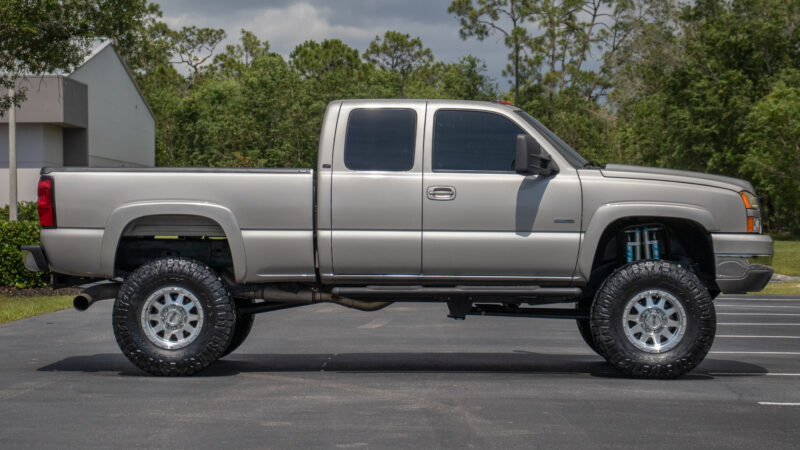 9K-Mile 2007 Chevrolet Silverado 2500HD Extended Cab 4X4 LT 6.6L LBZ Duramax Diesel