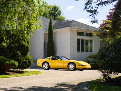 655-Mile 1991 Chevrolet Corvette ZR1 Photo Gallery — Photo 15