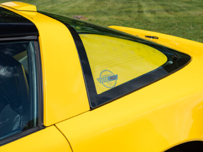 655-Mile 1991 Chevrolet Corvette ZR1 Photo Gallery — Photo 93