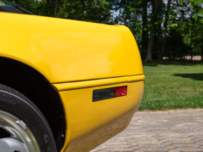 655-Mile 1991 Chevrolet Corvette ZR1 Photo Gallery — Photo 98
