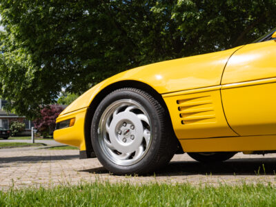 655-Mile 1991 Chevrolet Corvette ZR1 Photo Gallery — Photo 99