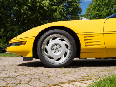655-Mile 1991 Chevrolet Corvette ZR1 Photo Gallery — Photo 101