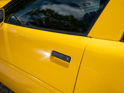 655-Mile 1991 Chevrolet Corvette ZR1 Photo Gallery — Photo 113