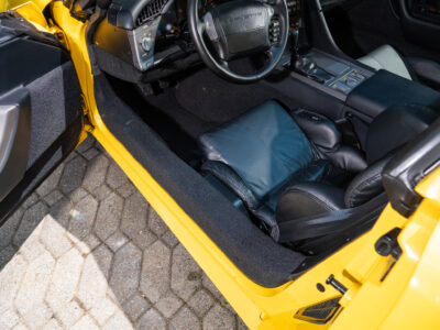 655-Mile 1991 Chevrolet Corvette ZR1 Photo Gallery — Photo 133