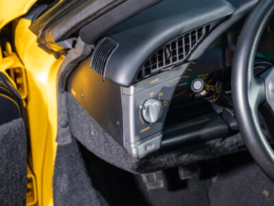 655-Mile 1991 Chevrolet Corvette ZR1 Photo Gallery — Photo 138