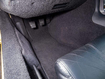 655-Mile 1991 Chevrolet Corvette ZR1 Photo Gallery — Photo 145