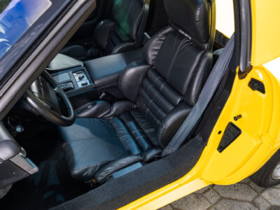 655-Mile 1991 Chevrolet Corvette ZR1 Photo Gallery — Photo 150