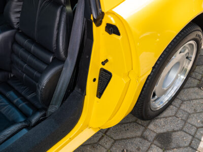 655-Mile 1991 Chevrolet Corvette ZR1 Photo Gallery — Photo 151